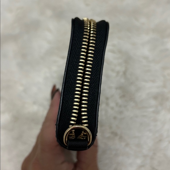 Michael Kors Striped Saffiano Leather Wallet - Picture 4 of 8